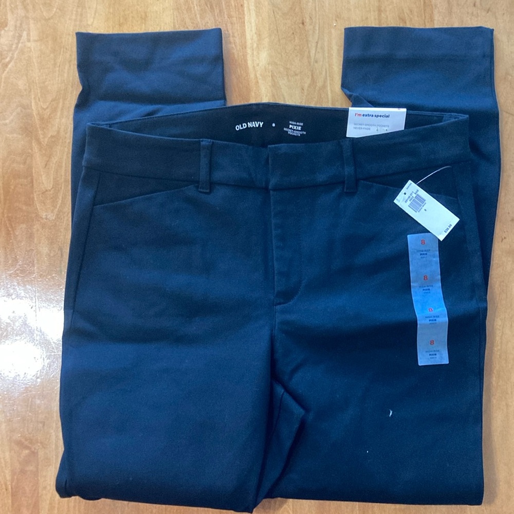 Old Navy Women’s Black High-Rise Pixie Pants NWT